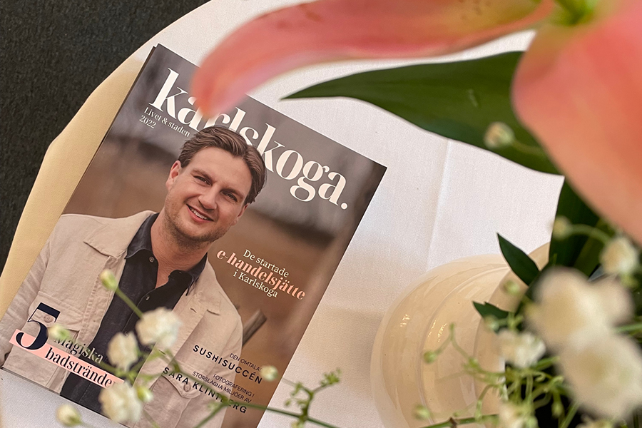 Mårten Åkeson är med på omslaget för Karlskoga magasin