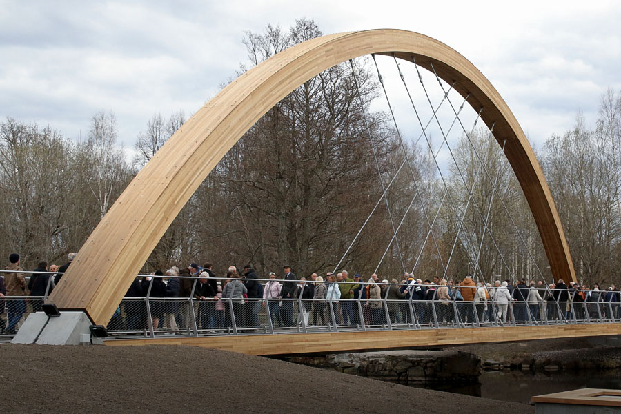 Nya Björkbornsbron under invigningen