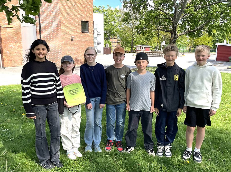 Linnea Söder, Alba Ax, Anges Pettersson, Vilmer Holm, Kalle Gullbrand, Valle Hult och Lukas Wester i årskurs 5 på Bregårdsskolan.